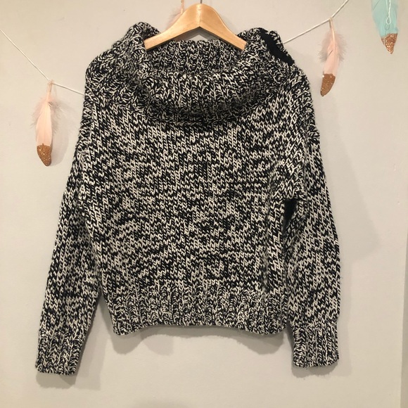 Marciano | Chunky Knit Turtle Neck Sweater S - Picture 2 of 8